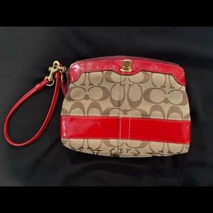 Women’s Coach Wristlet